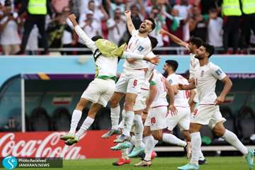 Iran vann mot Wales i fotbolls-VM i Qatar med 2-0!